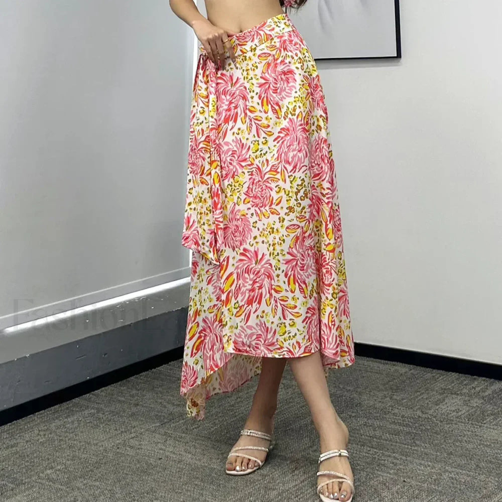 Printed Asymmetric Straight Skirt RED / S