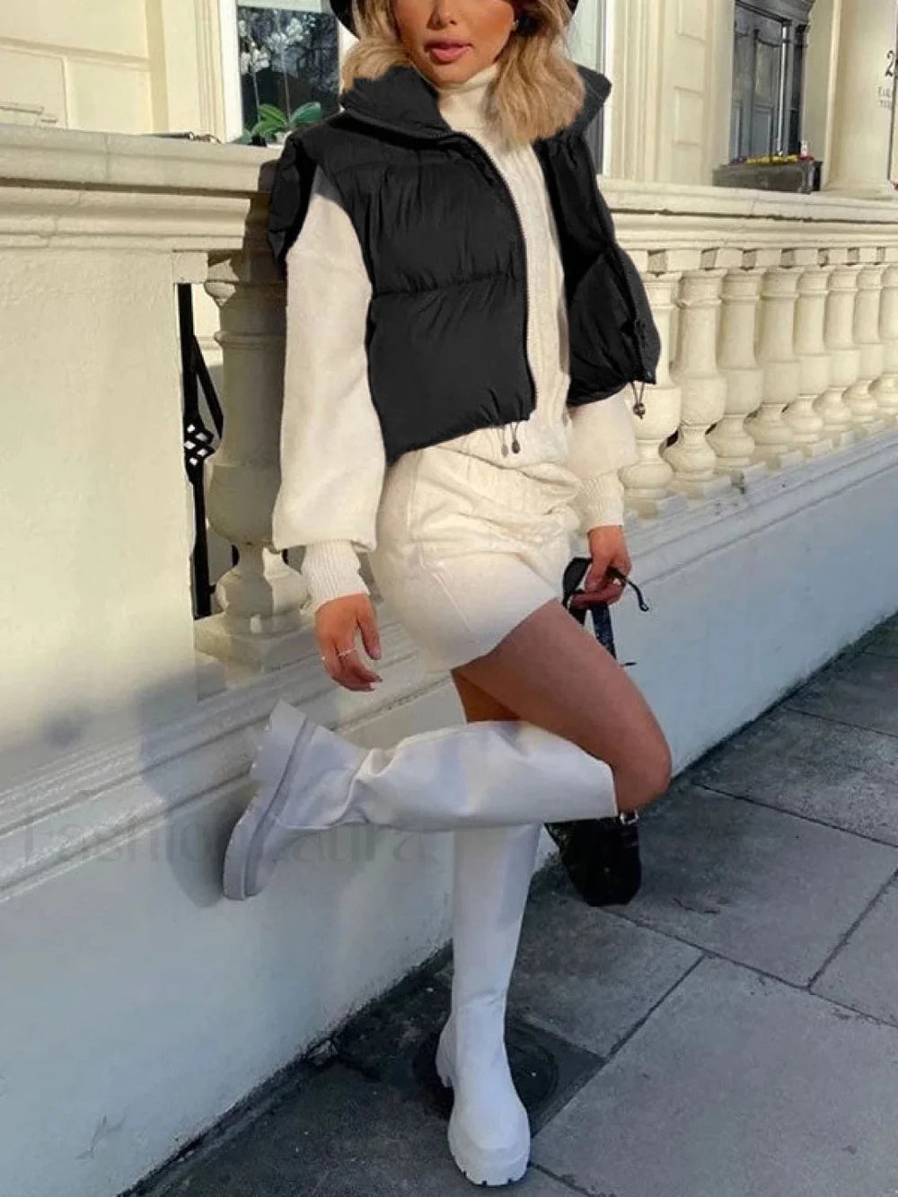 Sleeveless Cropped Puffer Jacket Jacket