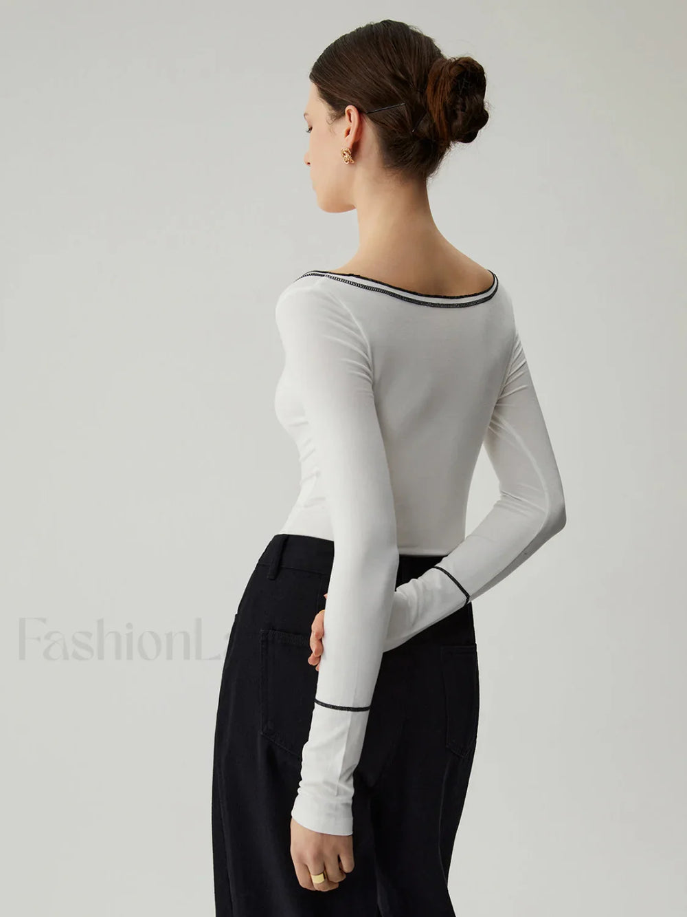 Slinky Boat Neck Trendy Contrast Trim Top T Shirts