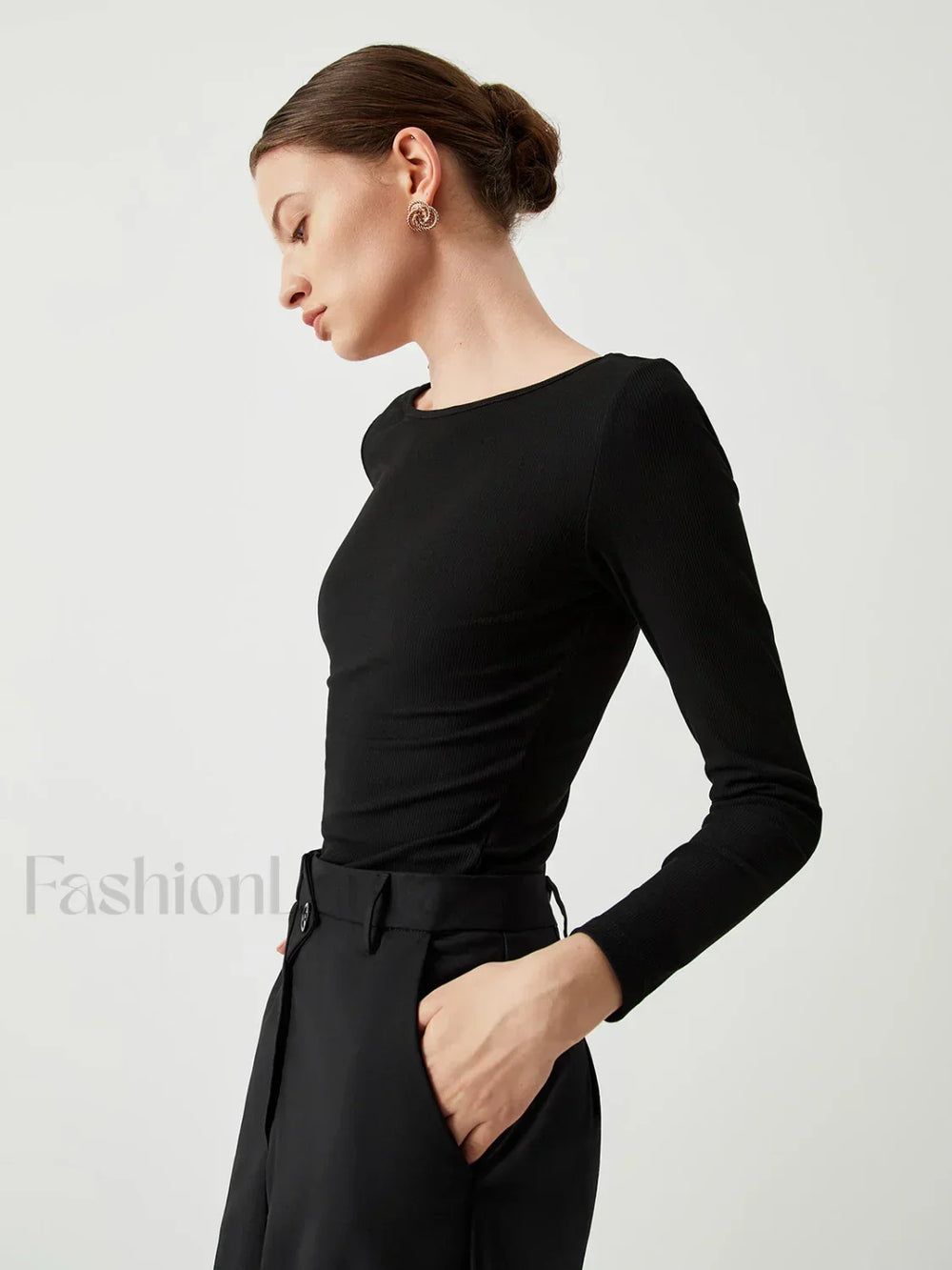 Slinky Ribbed Open Back Modern Crew Neck Long Sleeve Shirt Black / S T Shirts