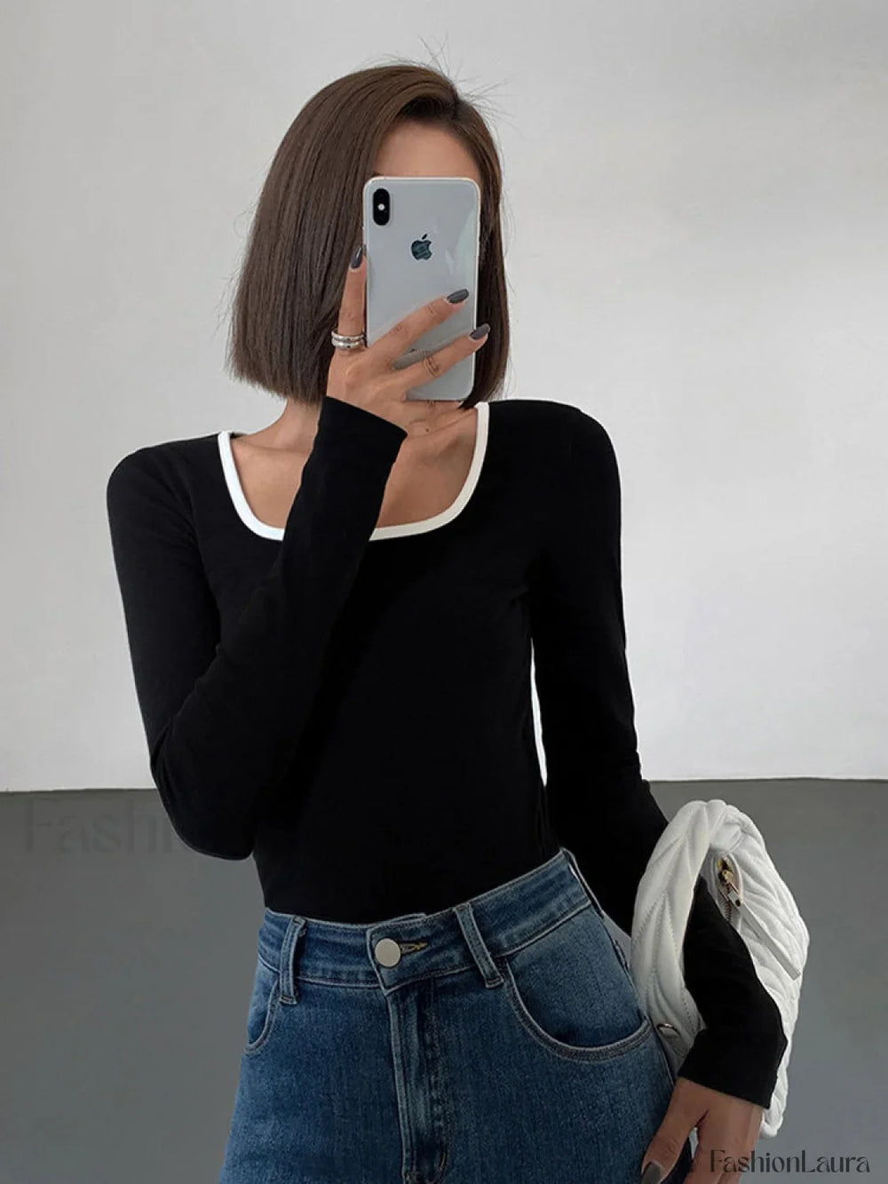 Sliver Lining Contrast Neckline Long Sleeve Top T Shirts