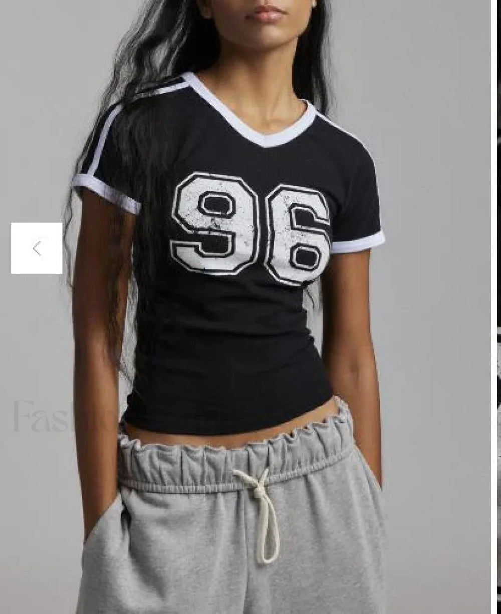 Sporty V Neck Number Print T Shirt Black / S