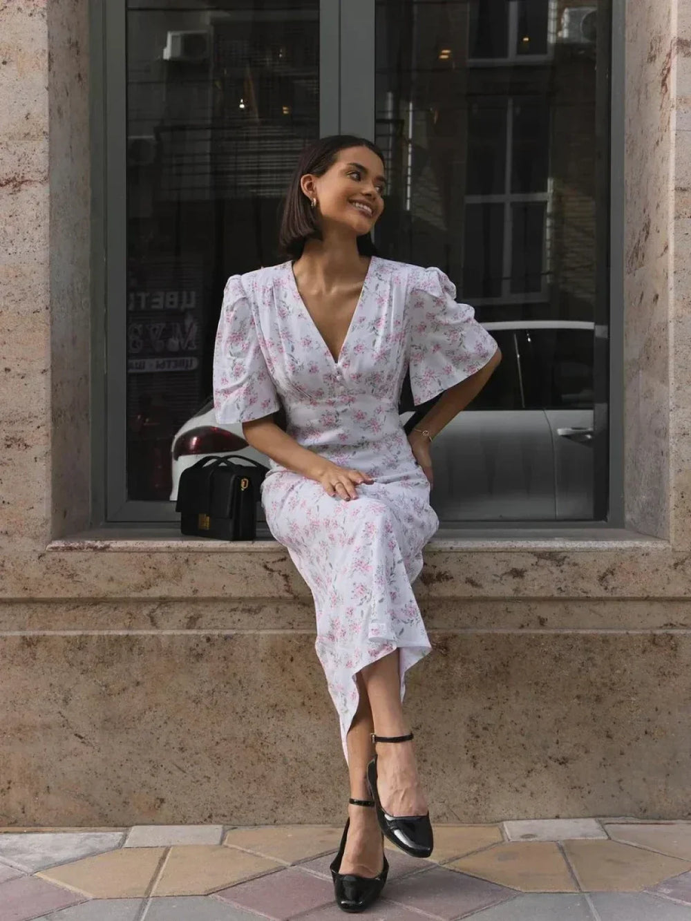 V Neck Slim Fit Floral Dress