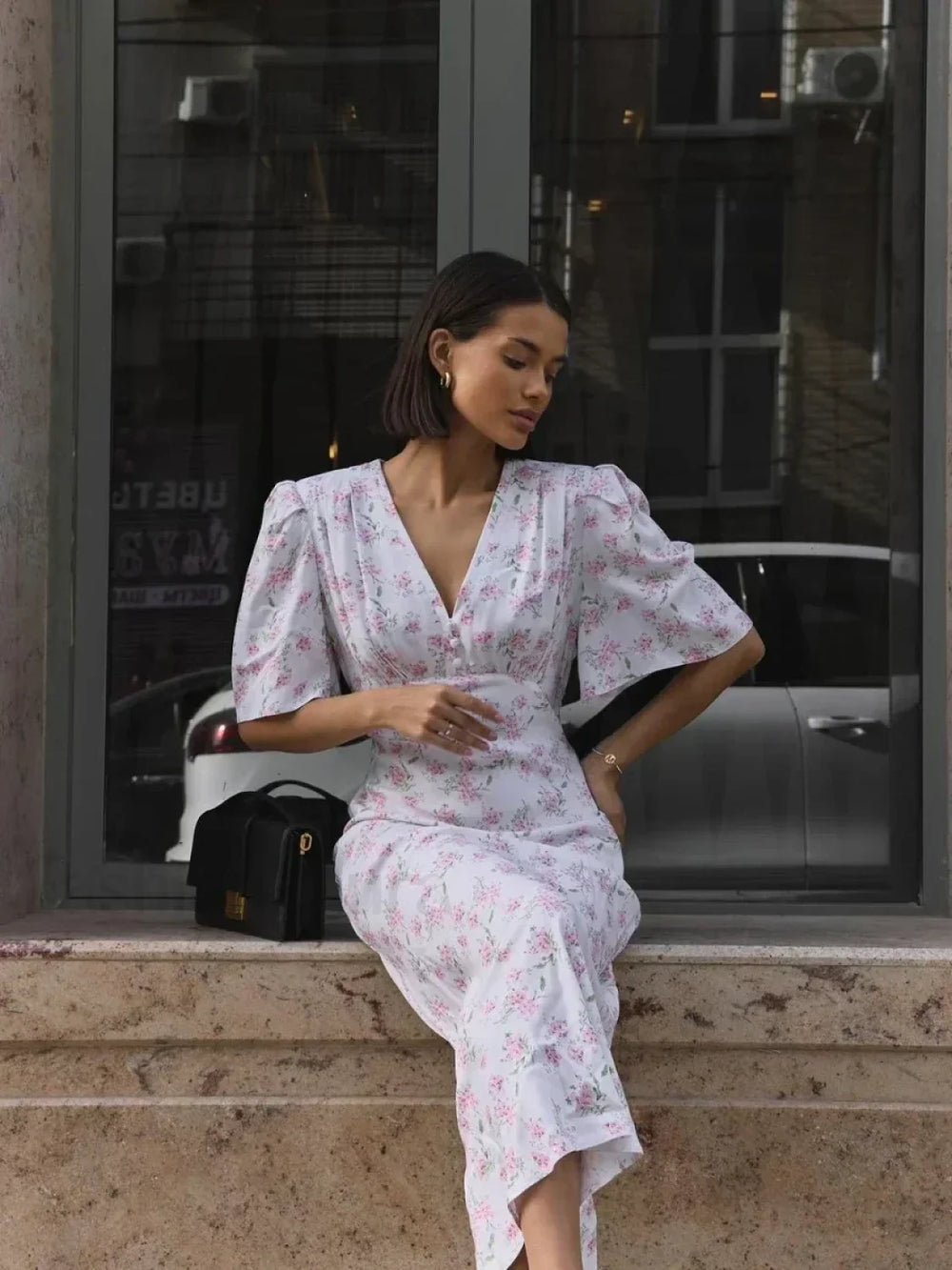 V Neck Slim Fit Floral Dress