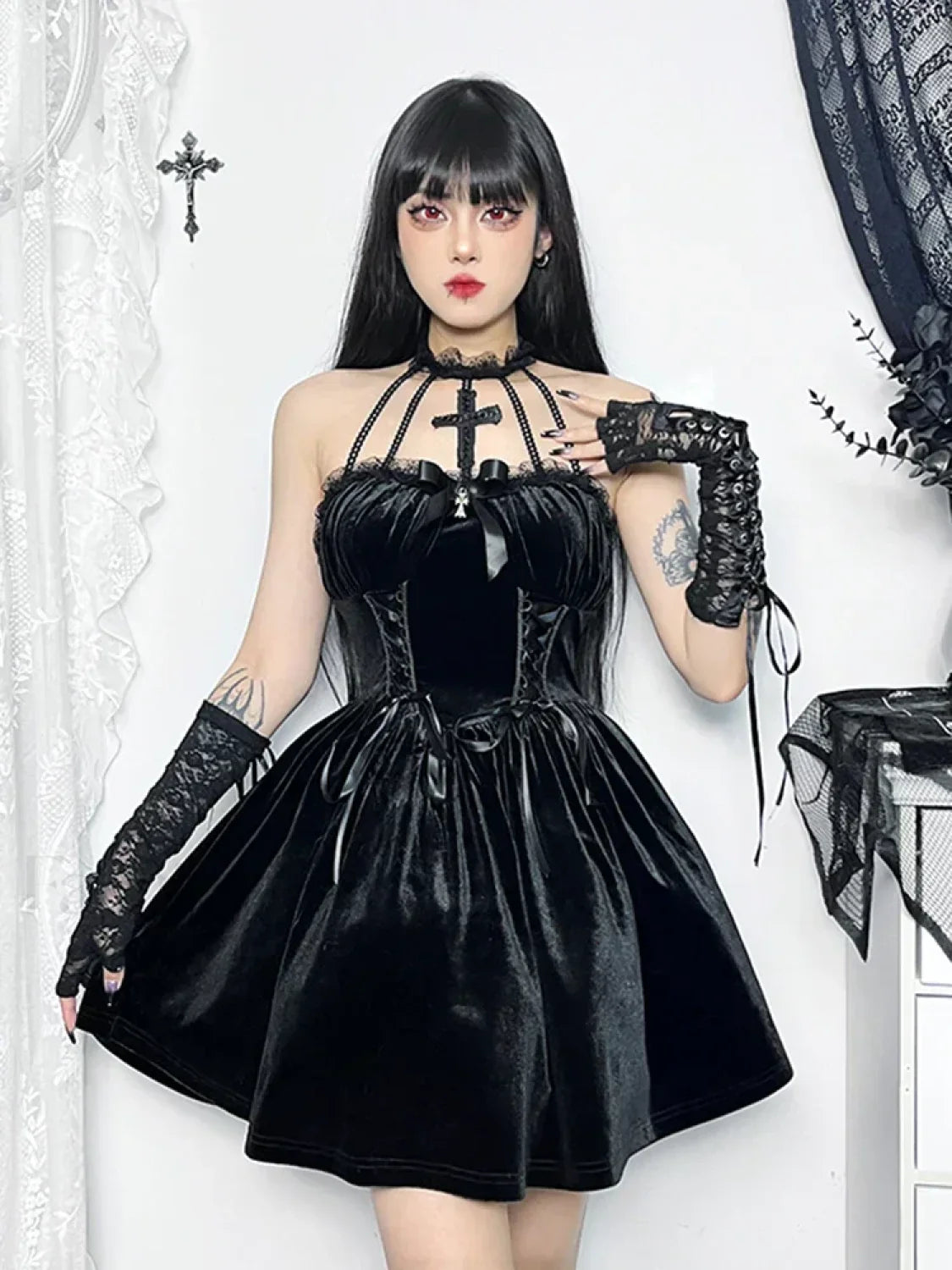 Velvet Halter Lace Backless Bodycon Draped Criss Cross A Line Sleeveless Vintage Dress Black / S