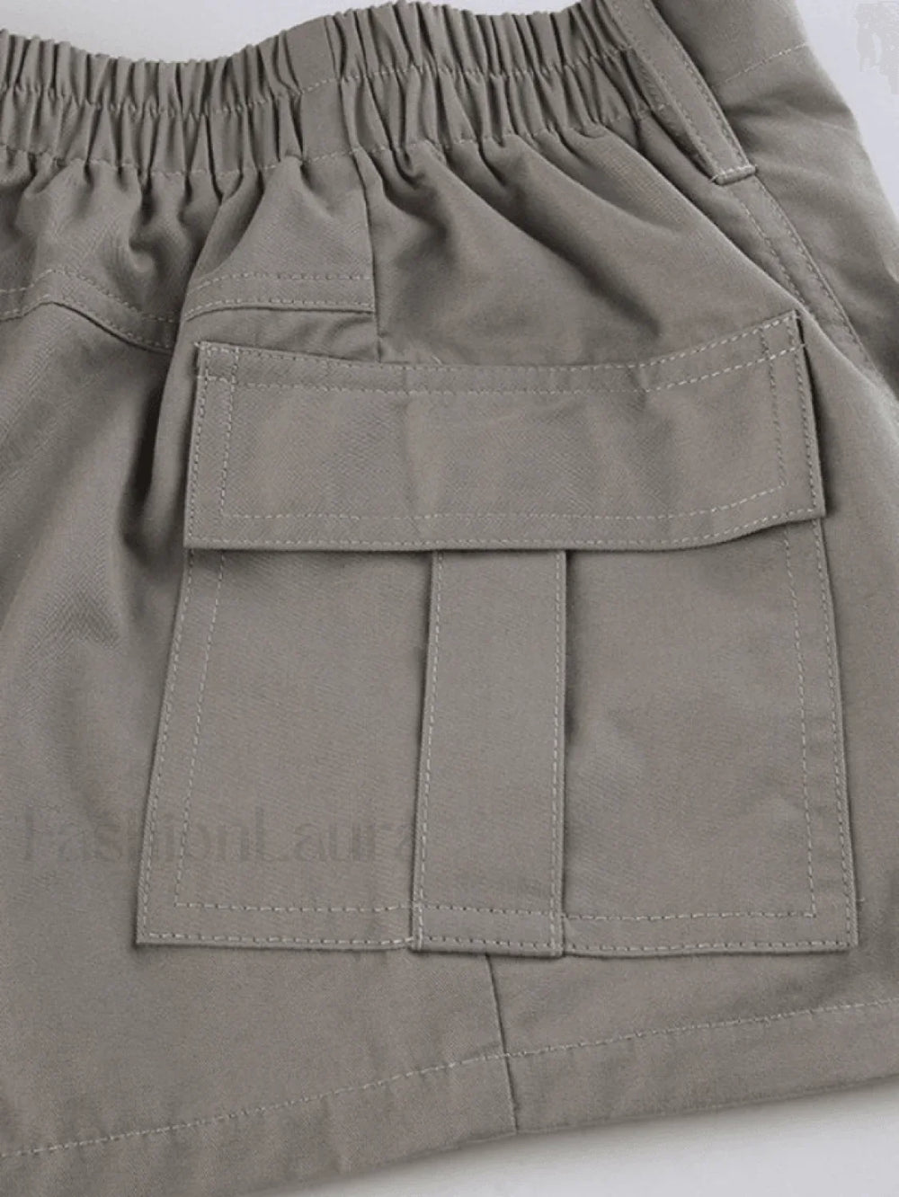 Vintage Low Rise Cargo Shorts Shorts