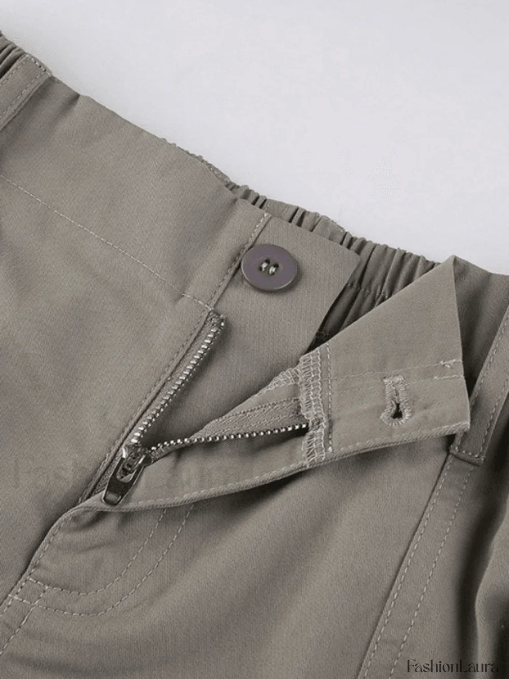 Vintage Low Rise Cargo Shorts Shorts