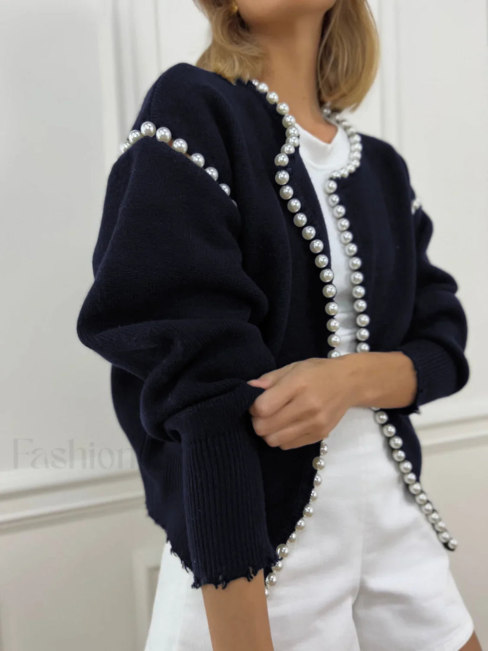Vintage Pearl Graceful Edge Cardigan Navy / XS Sweaters L