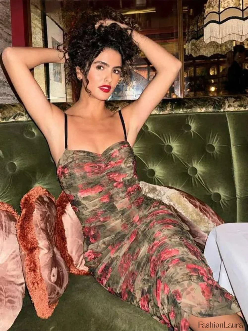 Vintage Shirring Bodycon Floral Dress Red / S