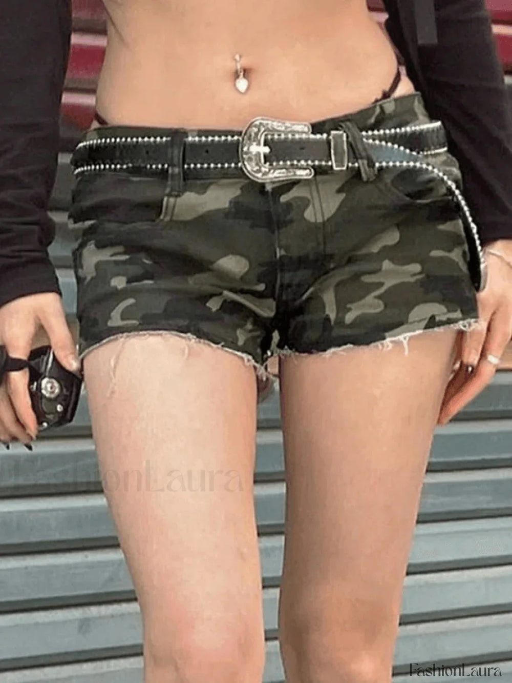 Vintage Street Camouflage Cargo Shorts Green / S Shorts