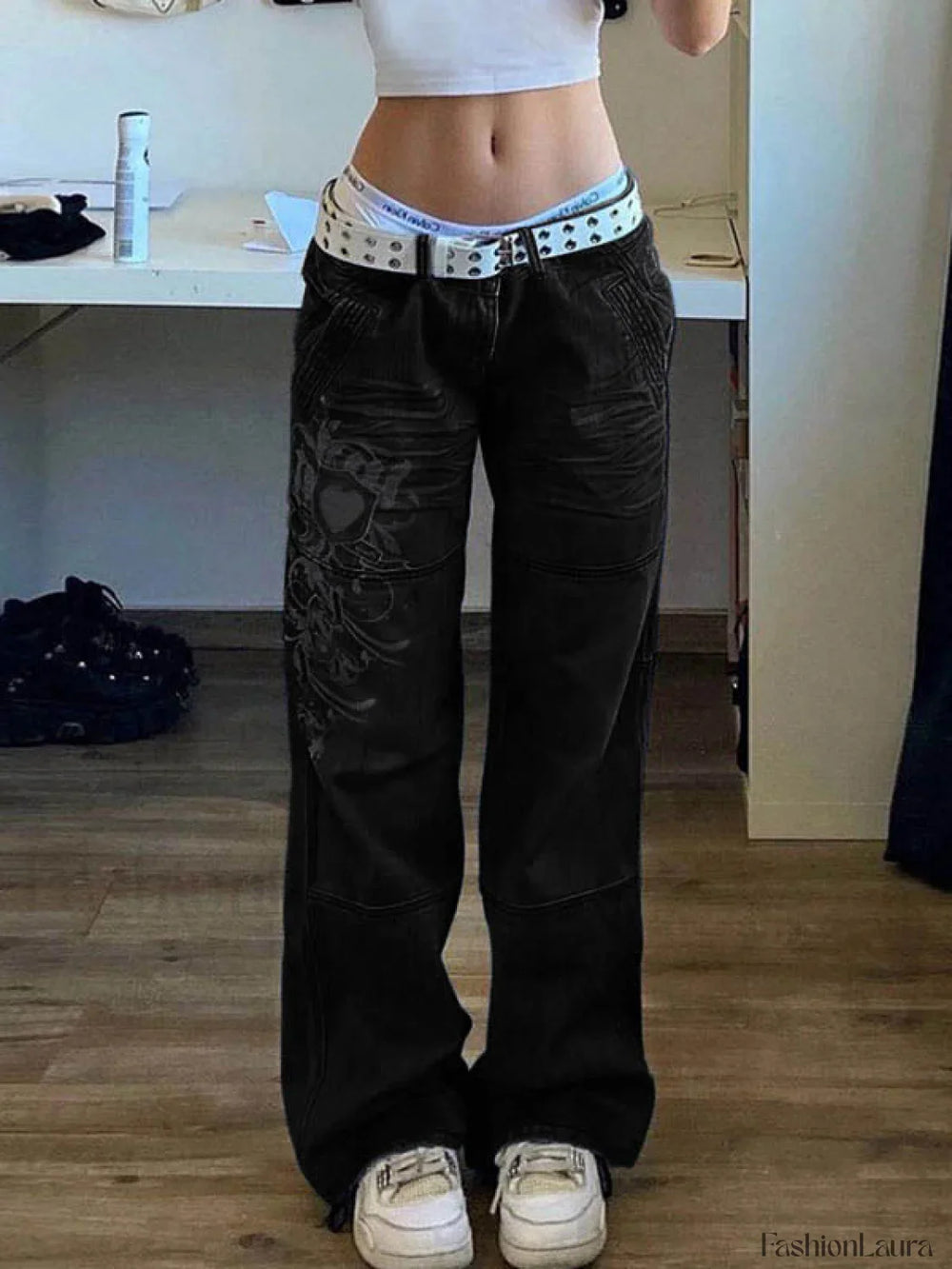 Washed Heart Pattern Cargo Jeans Black / S Cargo Jeans