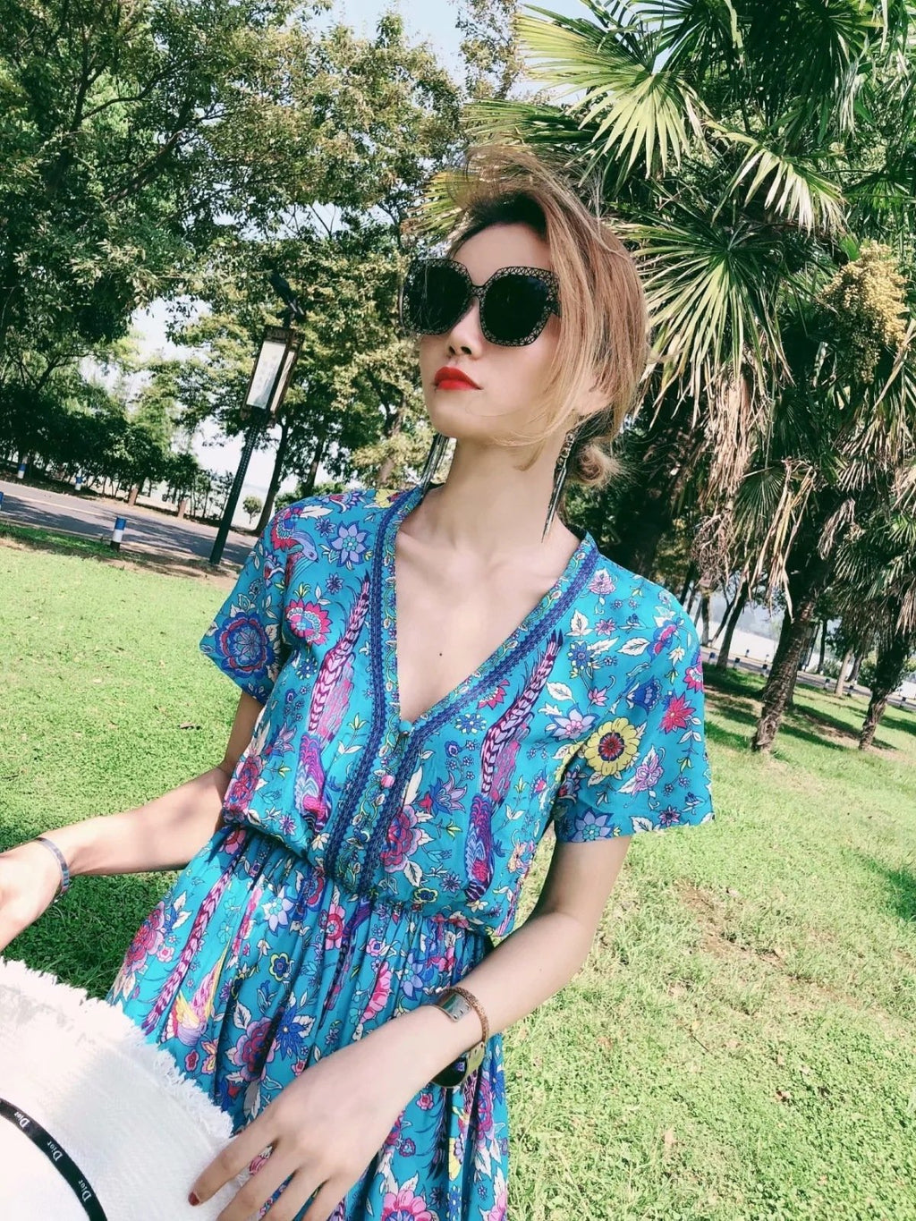 JuliaFashion - Wild Peacock & Flowers V-Neck Mini Dress