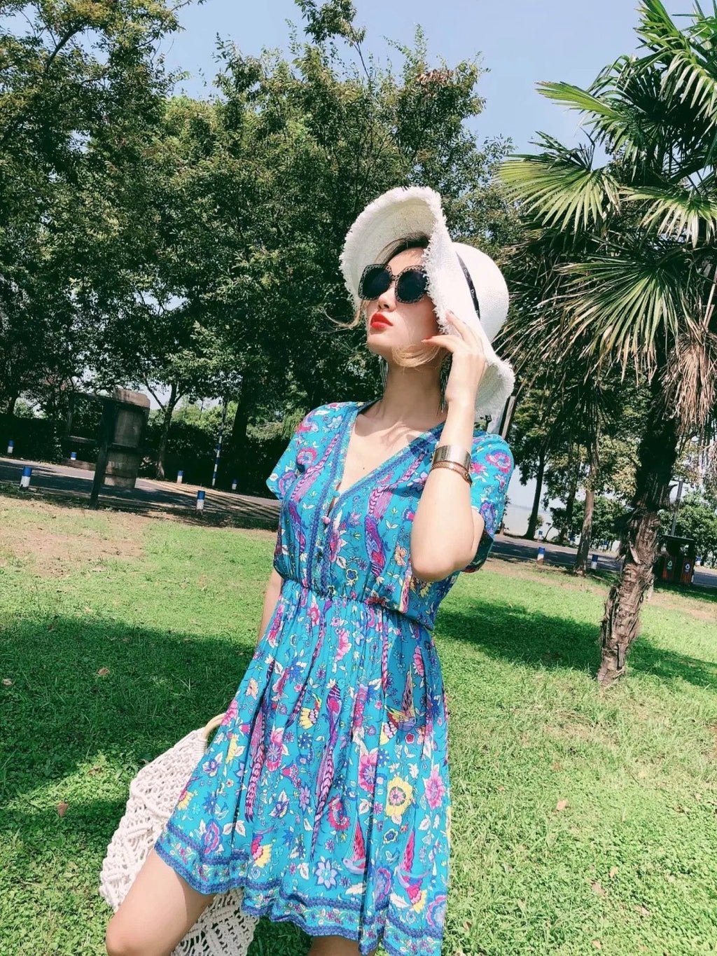 JuliaFashion - Wild Peacock & Flowers V-Neck Mini Dress