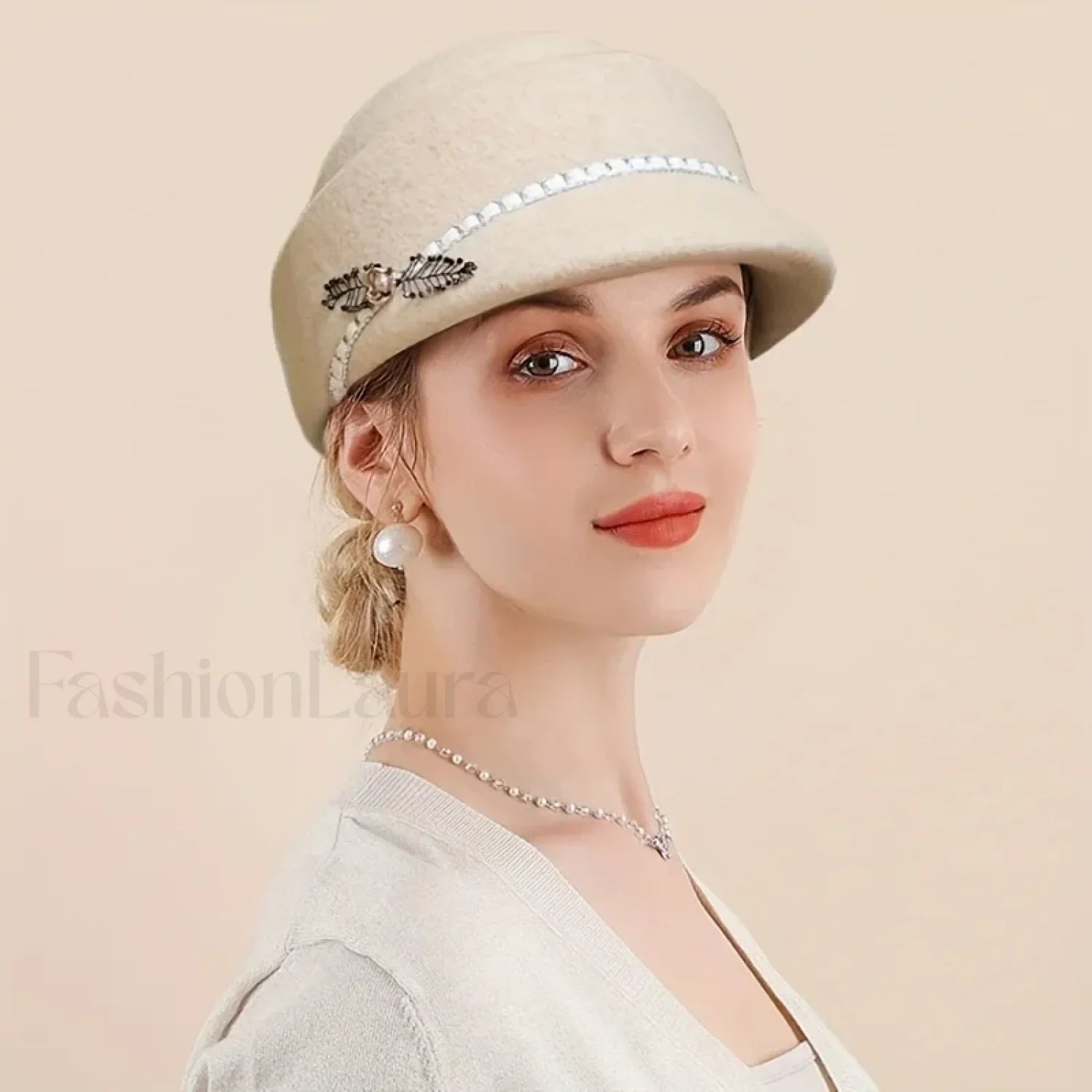 Women’s Autumn Winter British Retro Fashionable Short Brimmed Hat