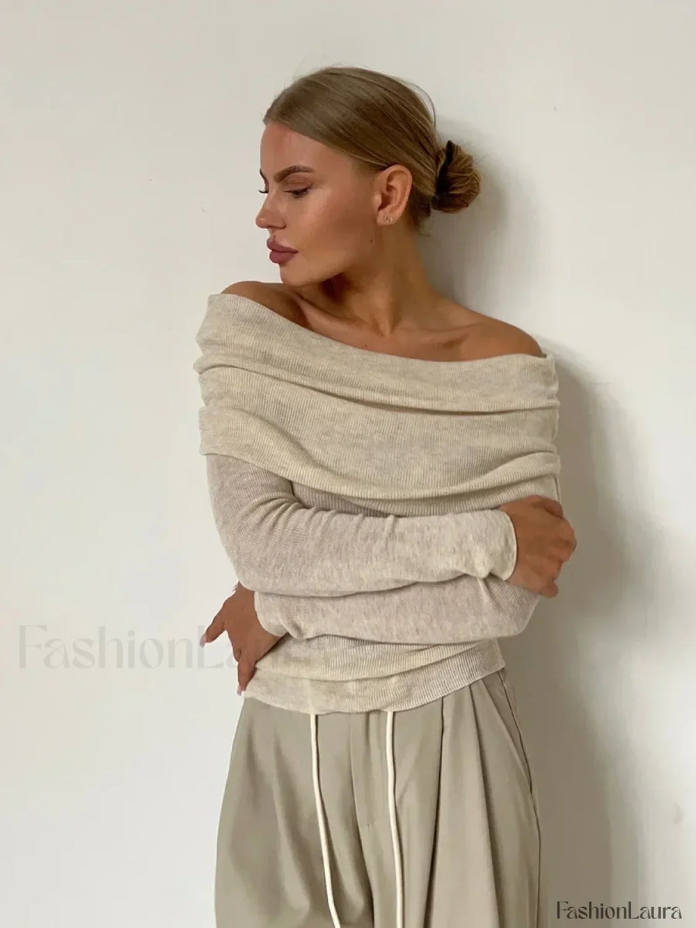 Wool Slim Off Shoulder T Shirt