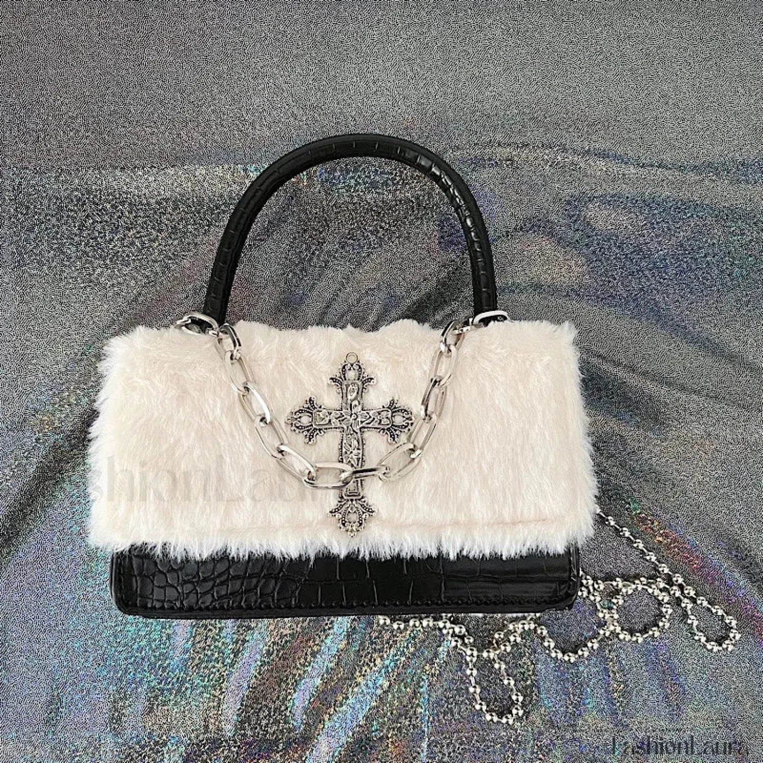 Y2K Applique Chain Cross Plush Crossbody Hot Hip Hop Girls Soft Gothic Bag Black White / 18X11cm