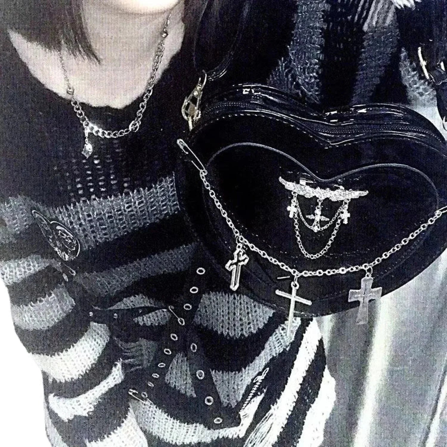 Y2K Subculture Women Cross Heart Shaped Punk Gothic Shoulder Bag Black / 18x17x5cm