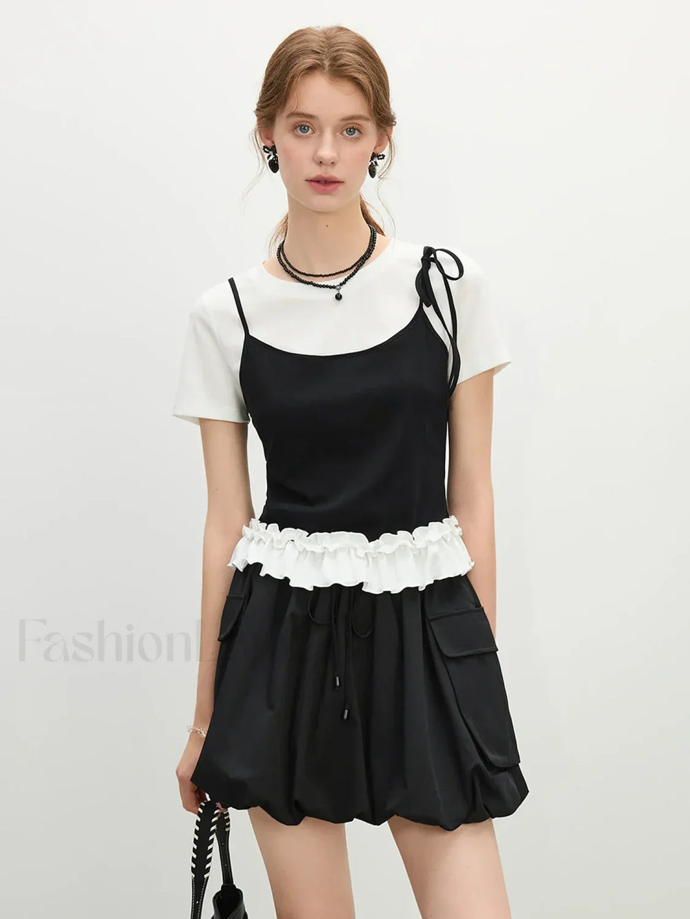 Youthful Tiered Hem Cotton Blend T Shirt Black / XS